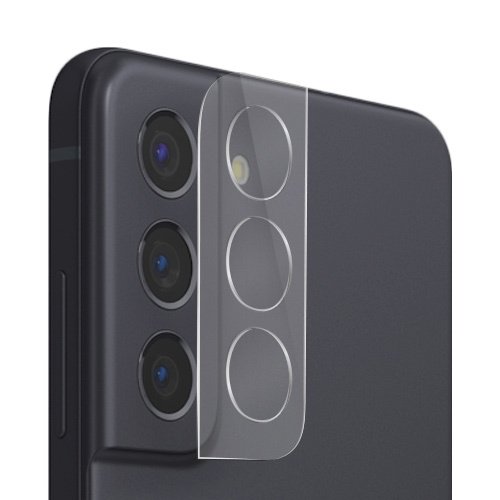 Protection transparente pour triple caméra de smartphone noir au design moderne et élégant.