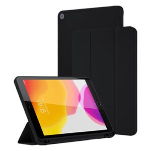 Tablette noire élégante avec étui pliable servant de support et écran aux couleurs vives.