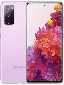 Smartphone Samsung Galaxy S20 FE lavande avec écran immersif et triple appareil photo élégant.